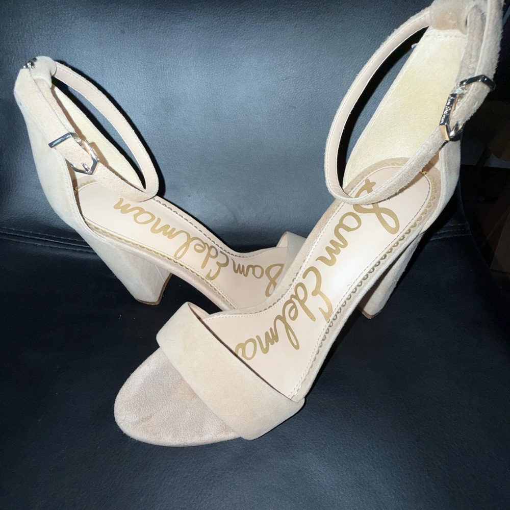 Sam Edelman Beige Block Heel Sandals Elegant EUC Minimalist Old Money
